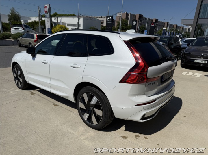 Volvo Ostatní modely XC60 2,0   T8 ULTRA PHEV 2024