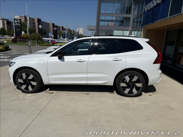 Volvo Ostatní modely XC60 2,0   T8 ULTRA PHEV 2024