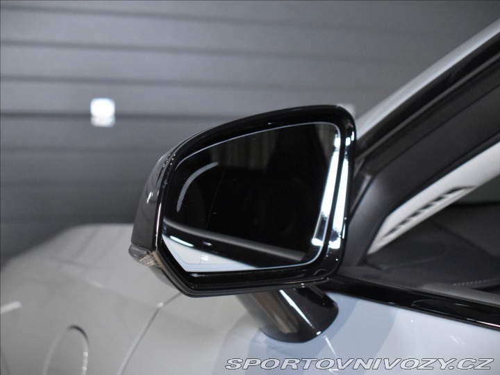 Volvo V90 2,0 T6 Plus Dark 2025