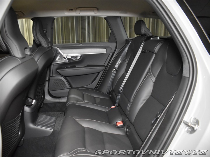 Volvo V90 2,0 T6 Plus Dark 2025