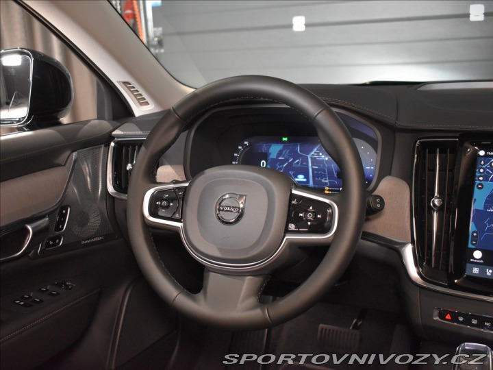 Volvo V90 2,0 T6 Plus Dark 2025