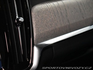 Volvo V90 2,0 T6  Plus Dark 2025