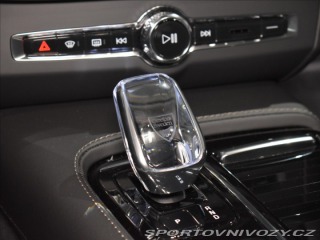 Volvo V90 2,0 T6  Plus Dark 2025