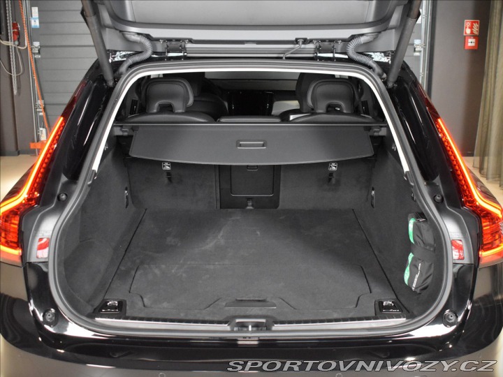 Volvo V90 2,0 T6  Plus Bright 1800
