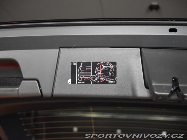 Volvo V90 2,0 T6  Plus Bright 1800