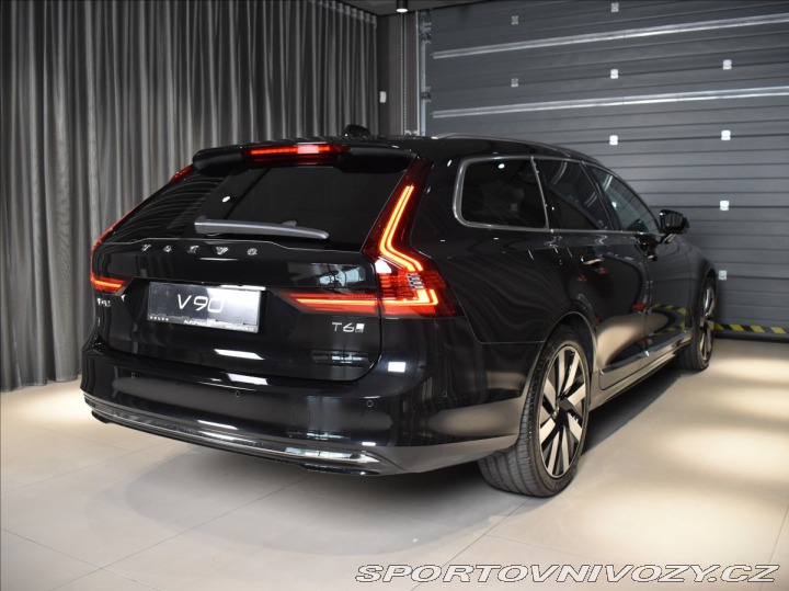 Volvo V90 2,0 T6  Plus Bright 1800
