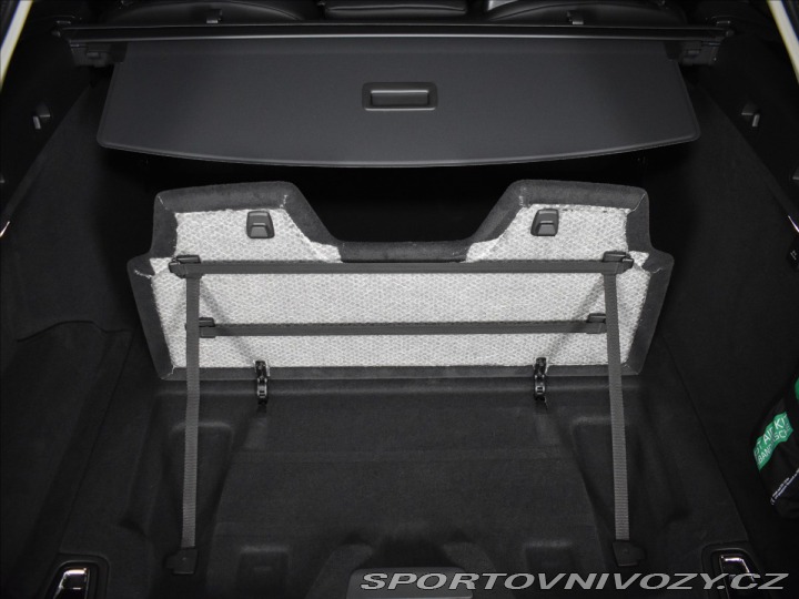 Volvo V90 2,0 T8  Plus Dark 2025