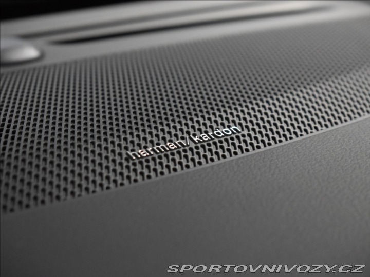 Volvo V90 2,0 T8  Plus Dark 2025