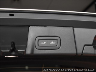 Volvo V90 2,0 T8 Plus Dark 2025