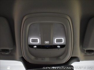 Volvo V90 2,0 T8 Plus Dark 2025