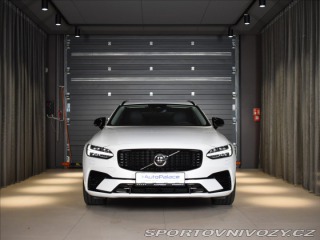 Volvo V90 2,0 T8 Plus Dark 2025
