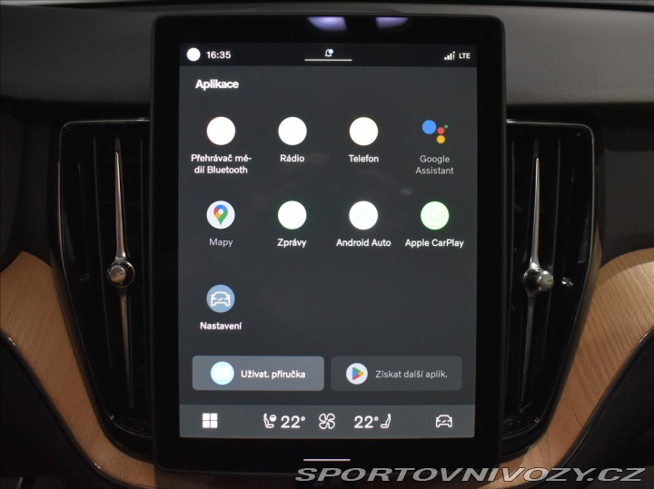 Volvo Ostatní modely XC60 2,0 T6  Plus Dark 2025