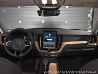 Volvo Ostatní modely XC60 2,0 T6  Plus Dark 2025