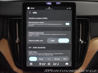 Volvo Ostatní modely XC60 2,0 T6  Plus Dark 2025