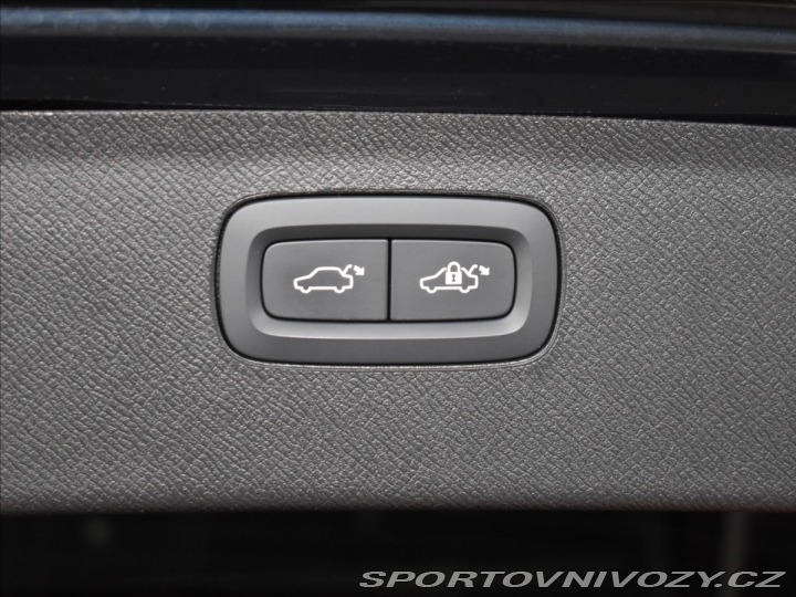 Volvo Ostatní modely XC90 2,0 T8 AWD ULtra Pano,Vzd 2025