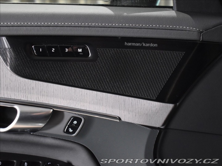 Volvo Ostatní modely XC90 2,0 T8 AWD ULtra Pano,Vzd 2025