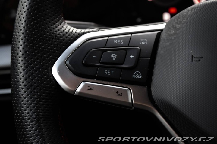 Volkswagen Golf 2.0 TSI GTI 195kw DSG / 2024