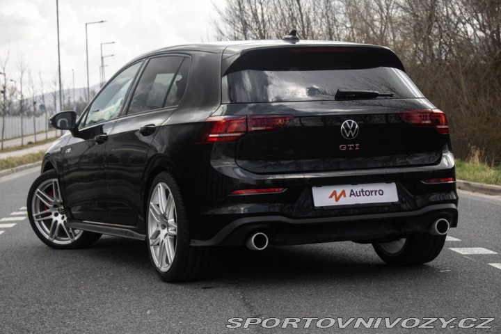 Volkswagen Golf 2.0 TSI GTI 195kw DSG / 2024