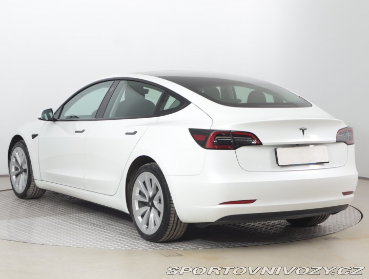 Tesla Model 3 Standard Range LFP 2022