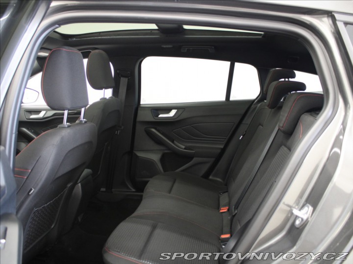 Ford Ostatní modely Focus 1,0 EB 115kW AT ST  PANO. 2023