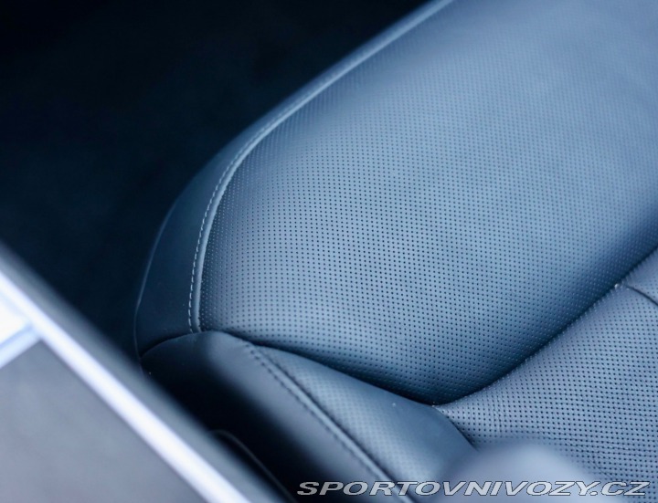 Ostatní značky Ostatní modely Land Rover Range Rover  P510e HSE 375KW eHybrid 2022