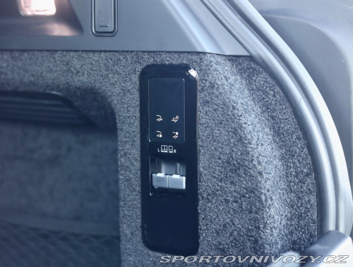 Ostatní značky Ostatní modely Land Rover Range Rover  P510e HSE 375KW eHybrid 2022