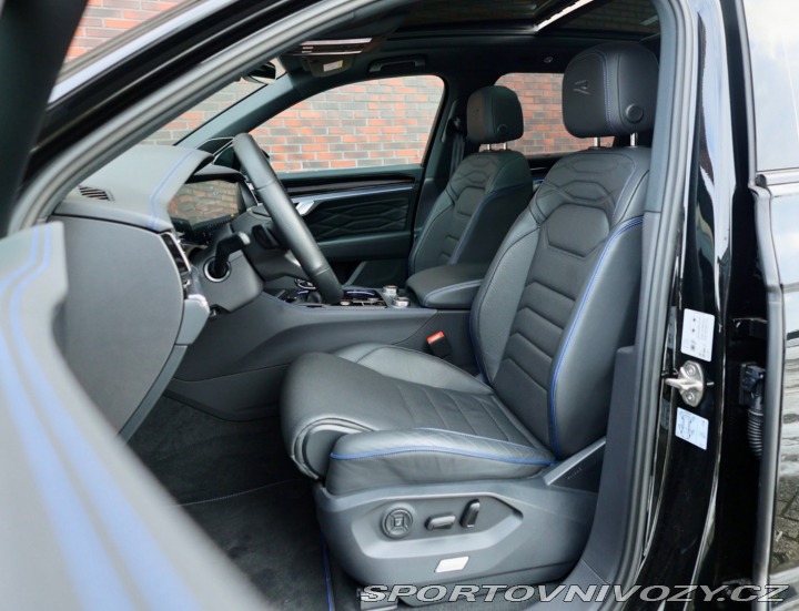 Volkswagen Ostatní modely Touareg  R-line, 3.0 V6 TFSI E-Hy 2023