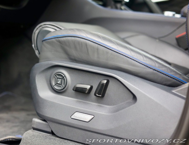 Volkswagen Ostatní modely Touareg  R-line, 3.0 V6 TFSI E-Hy 2023