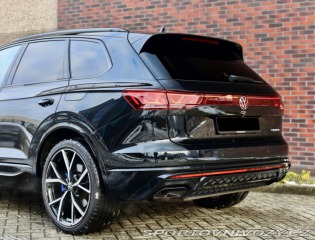 Volkswagen Ostatní modely Touareg  R-line, 3.0 V6 TFSI E-Hy 2023