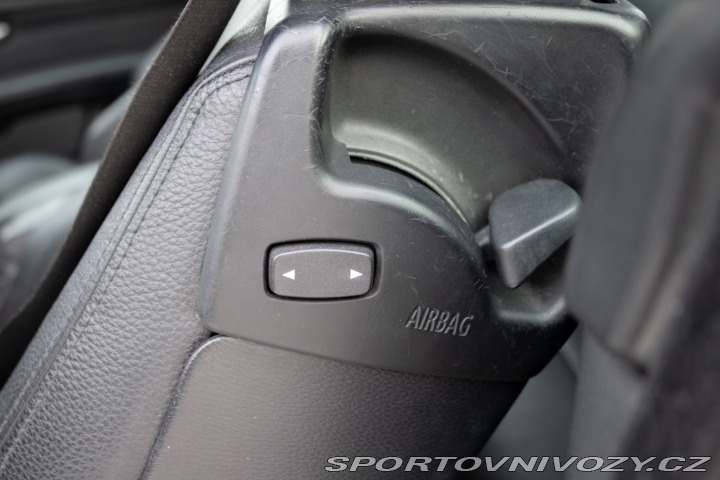 BMW 3 Cabrio  Cabrio 320 d AT6 2011