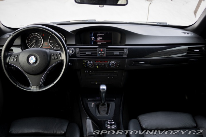 BMW 3 Cabrio  Cabrio 320 d AT6 2011