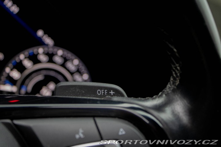 Volkswagen Golf R 2.0 TSI 4MOTION DSG / 2019