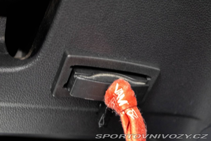 Volkswagen Golf R 2.0 TSI 4MOTION DSG / 2019