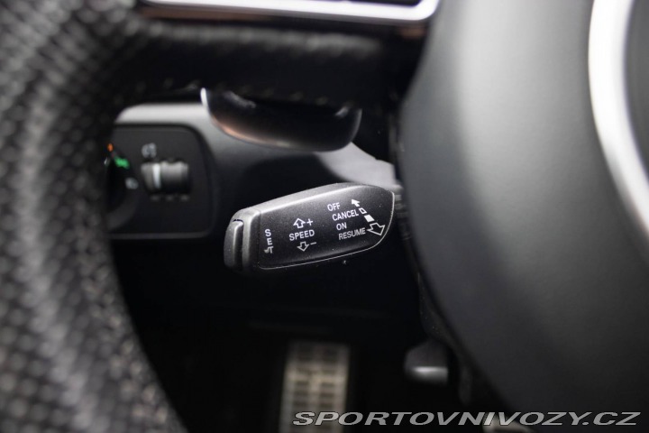 Audi RS Q3 2.5 TFSI Quattro / AJ NA 2014