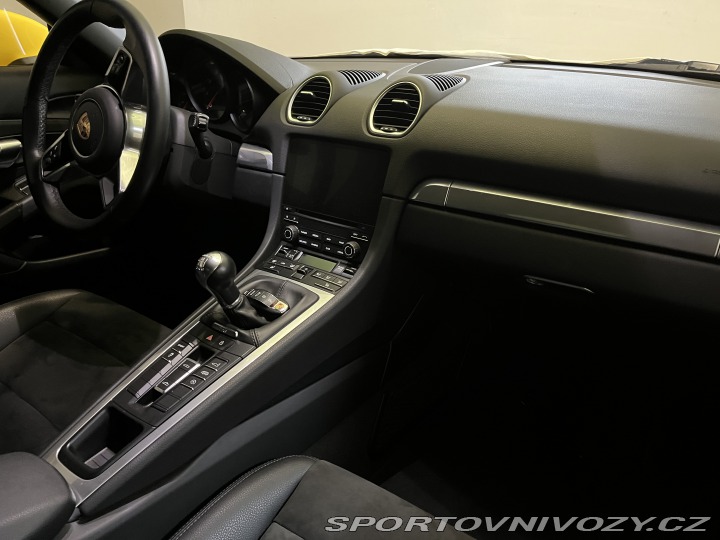 Porsche Boxster 718 2019