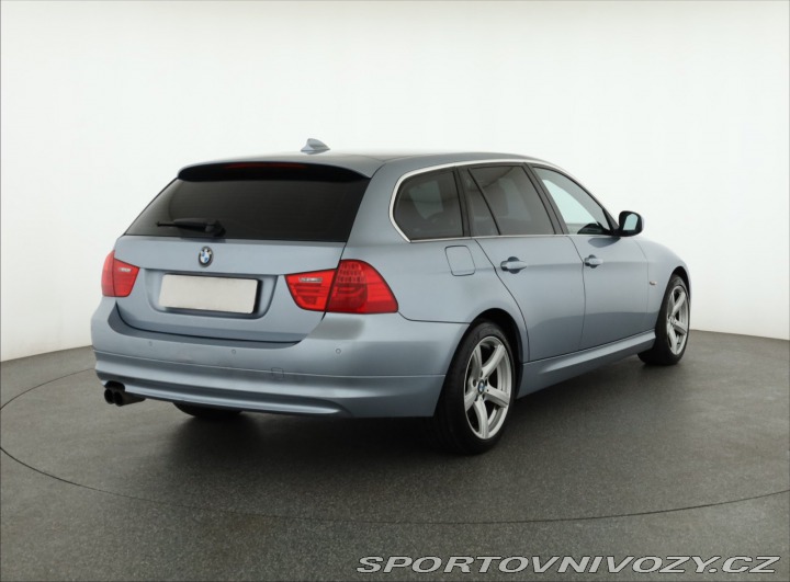 BMW 3 330 d xDrive 2012