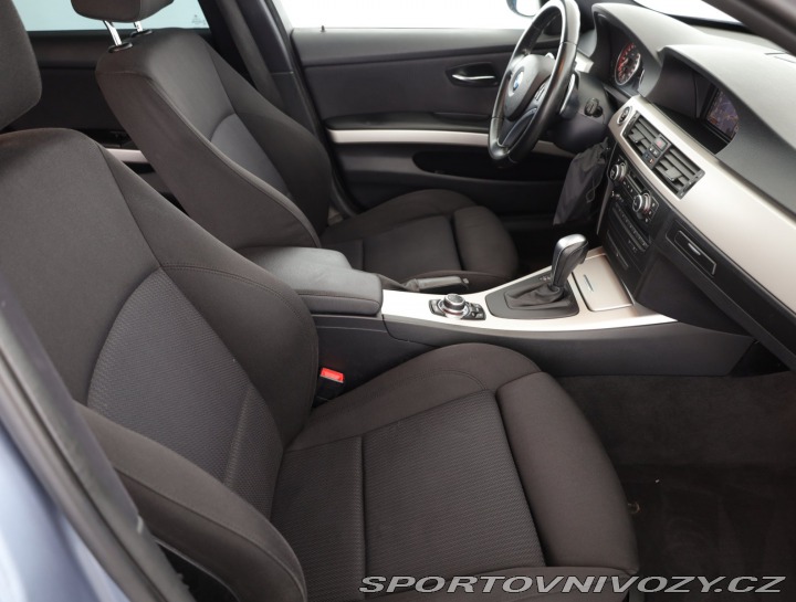 BMW 3 330 d xDrive 2012