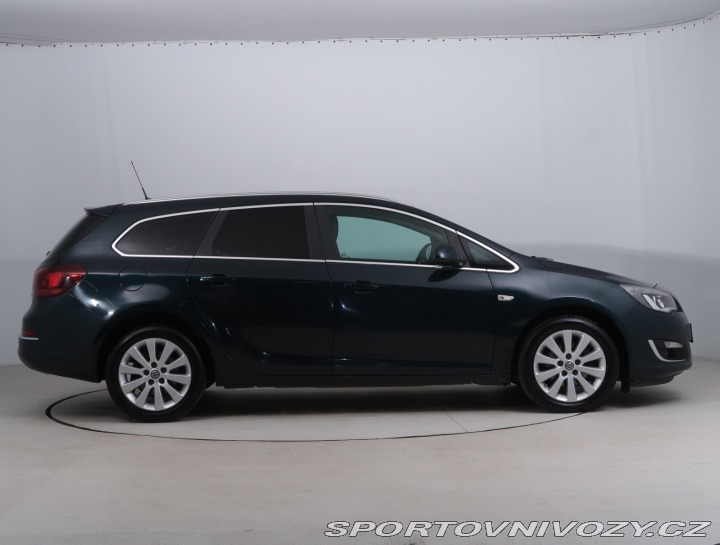 Opel Astra 2.0 CDTI 2014