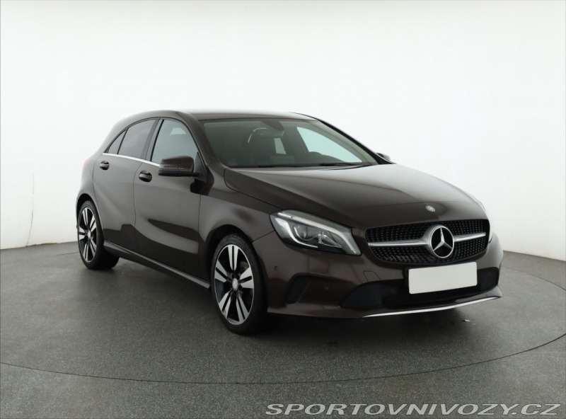 Mercedes-Benz A AMG line A 180 d