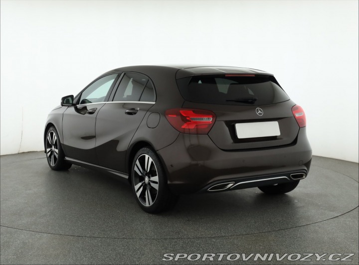 Mercedes-Benz A AMG line A 180 d 2017