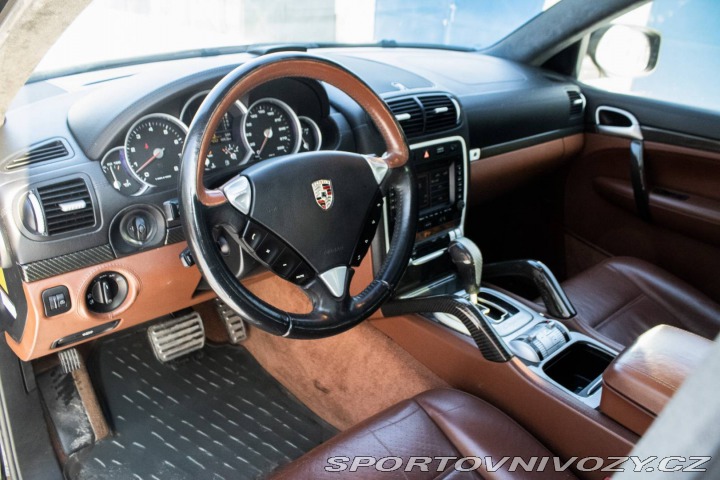 Porsche Cayenne Turbo Tiptronic, 368kW ( 2009