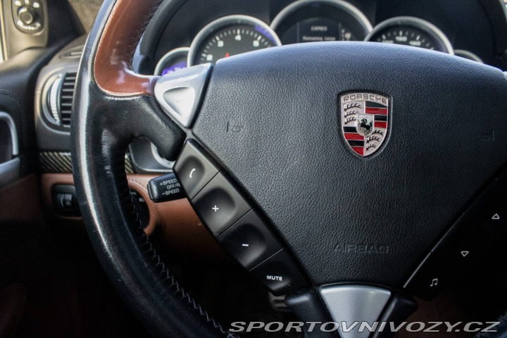 Porsche Cayenne Turbo Tiptronic, 368kW ( 2009