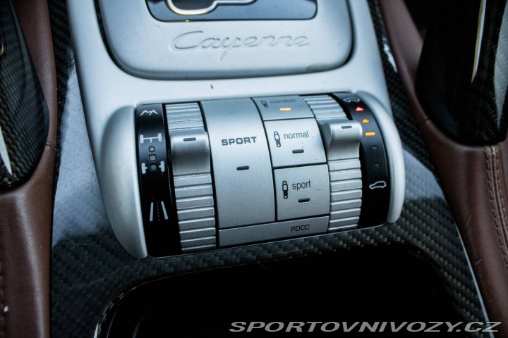 Porsche Cayenne Turbo Tiptronic, 368kW ( 2009