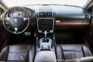 Porsche Cayenne Turbo Tiptronic, 368kW ( 2009