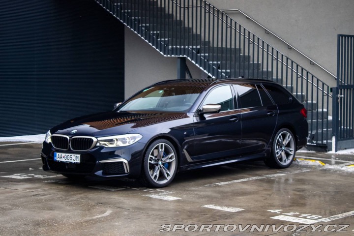 BMW 5 Touring  M550d xDrive A/T 2019