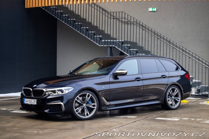 BMW 5 Touring  M550d xDrive A/T 2019