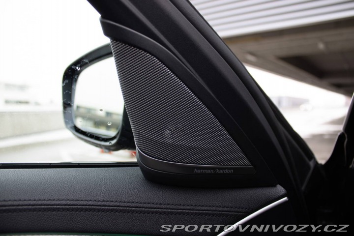 BMW 5 Touring  M550d xDrive A/T 2019