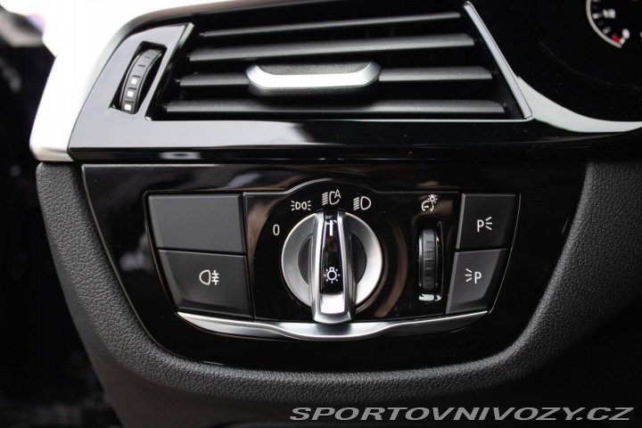 BMW 5 Touring  M550d xDrive A/T 2019