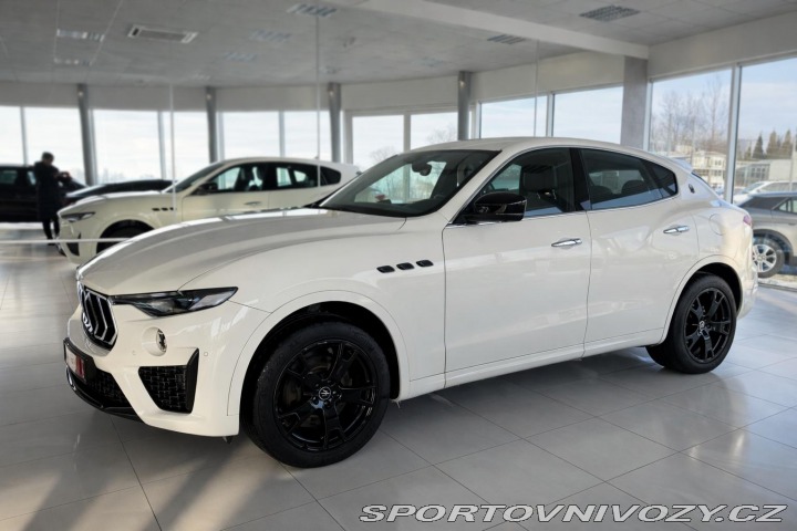 Maserati Levante 3,0V6 Q4 257kW*REZERVACE! 2019
