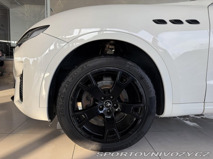 Maserati Levante 3,0V6 Q4 257kW*REZERVACE! 2019